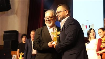 بالصور تكريم نجوم دراما رمضان في الدورة الـ13 لمهرجان همسة للأدب والفنون