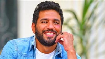 تزامنًا مع مباراة مصر وجيبوتي.. حسن الرداد يشجع منتخب مصر بطريقته الخاصة