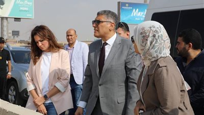 محافظ الجيزة يكشف مستجدات أعمال تطوير مطار سفنكس والطريق الصحراوي.. صور