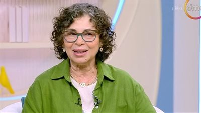 لبنى ونس: بعض النجوم اتعاملوا معايا إني أدنى منهم لأني خياطة