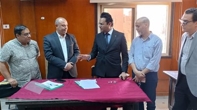 وكيل صحة سوهاج يتابع أعمال لجنة الكشف الطبي للمتقدمين لعضوية مجلس النواب