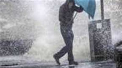 الشتاء يطرق الأبواب مبكرًا .. انخفاض بالحرارة وأجواء مائلة للبرودة وأمطار متفرقة