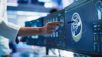 اختراق علمي بإسبانيا يكشف آلية خفية تساعد السرطان على النجاة