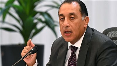 رئيس الوزراء يتابع تنفيذ مشروعات الطاقة المتجددة وربطها بالشبكة القومية للكهرباء