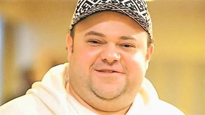 مدحت تيخا يكشف عامًا قاسيًا.. ويبعث رسالة مؤثرة لجمهوره