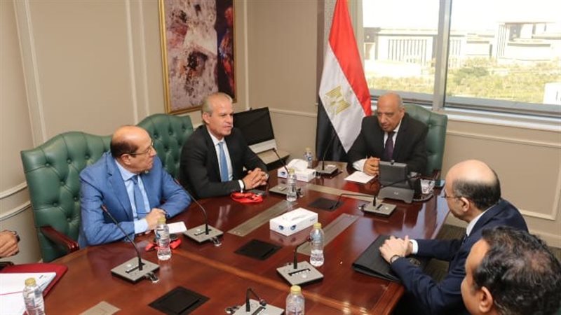 مباحثات لإنشاء مجمع