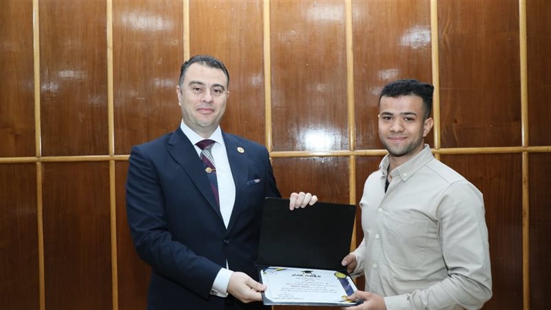 تكريم أبناء العاملين
