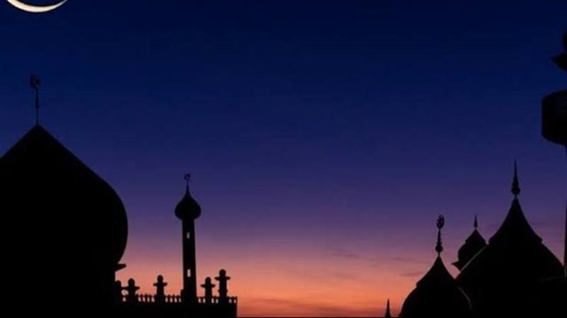 صلاة الفجر. 