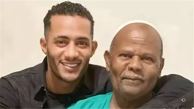 وفاة والد محمد رمضان