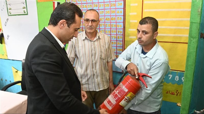 الساعات الأخيرة في البحيرة قبل الانتخابات 