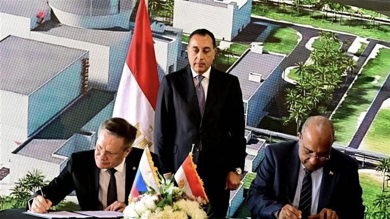 مدبولي يشهد توقيع