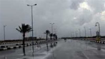 شبورة كثيفة وأمطار رعدية اليوم وتحذيرات من رياح قوية واضطراب الملاحة