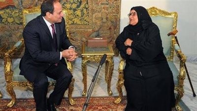 وفاة الحاجة سبيلة.. أيقونة العطاء التي تبرعت بثروتها لتحيا مصر 