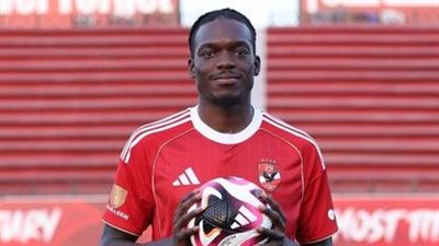 الأهلي يضم الأنجولي يلسين كامويش رسميًا في الميركاتو الشتوي