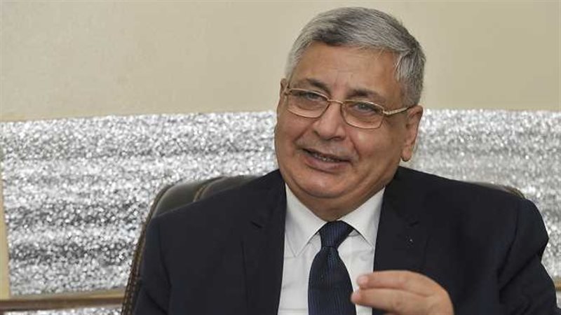 عوض تاج الدين 