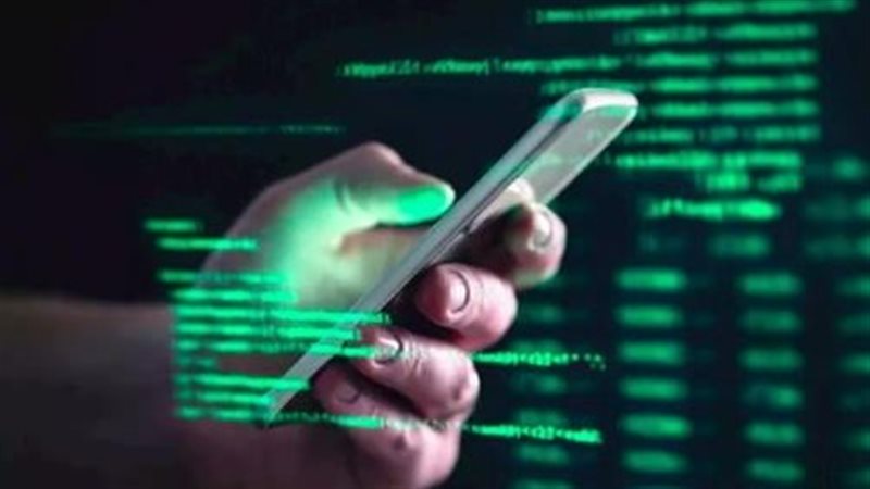 اختراق الهواتف 