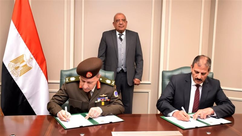 جانب من توقيع التعاون