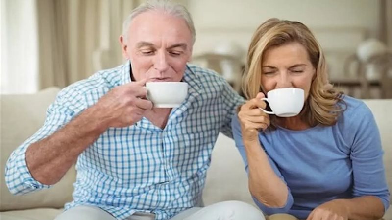 تأثير القهوة والشاي