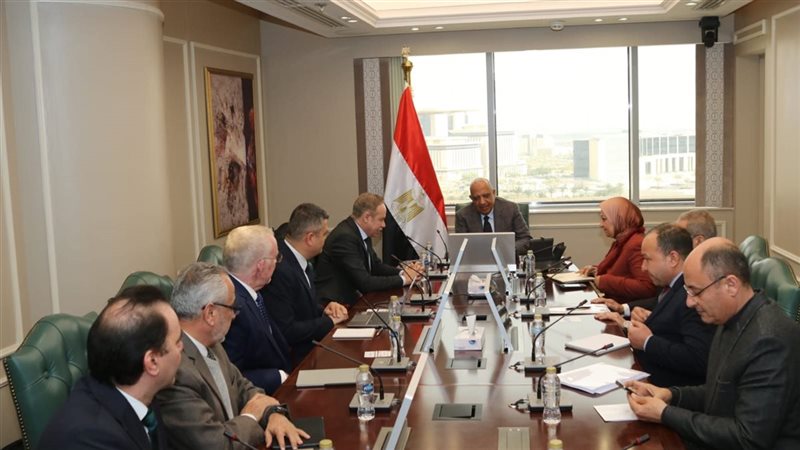 جانب من تعزيز التعاون