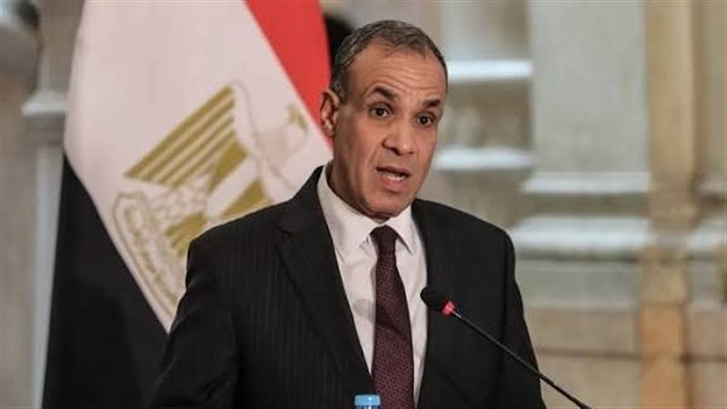 الدكتور بدر عبد العاطي 