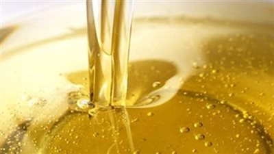 الهيئة القومية لسلامة الغذاء تحذر: خلط الزيت القديم بالجديد يضاعف المخاطر الصحية