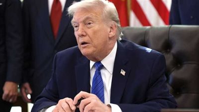 ترامب: ثلاثة مرشحين لقيادة إيران.. وتصعيد عسكري مستمر حتى “تحقيق الأهداف”