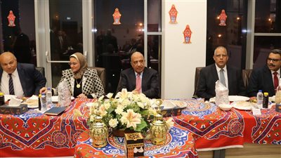 تفاصيل مشاركة وزير الكهرباء الإفطار مع العاملين بالمركز القومي للتحكم في الطاقة ومتابعة سير العمل