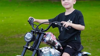 انتشار الدراجات الكهربائية يزداد سريعًا وسط تحذيرات من مخاطر الاستخدام والتهور