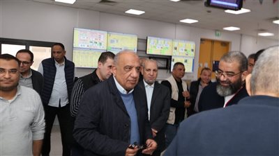 وزير الكهرباء يتفقد محطة كهرباء بنى سويف المركبة ويتابع معدلات استهلاك الوقود