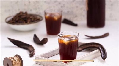 ماذا يفعل الخروب لجسمك في رمضان؟ 8 فوائد صحية تجعله مشروبًا مثالي