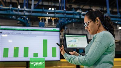 شنايدر إلكتريك تطرح دراسة عالمية لتسارع استثمارات قطاع الطاقة بحلول 2030