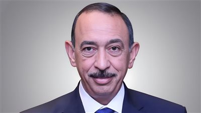 محافظ سوهاج يهنئ البابا تواضروس الثاني بمناسبة عيد القيامة المجيد