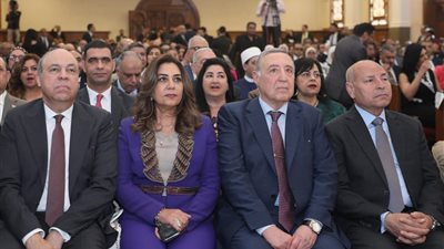 وزيرة التنمية المحلية والبيئة تشارك في احتفالية الطائفة الإنجيلية بعيد القيامة المجيد