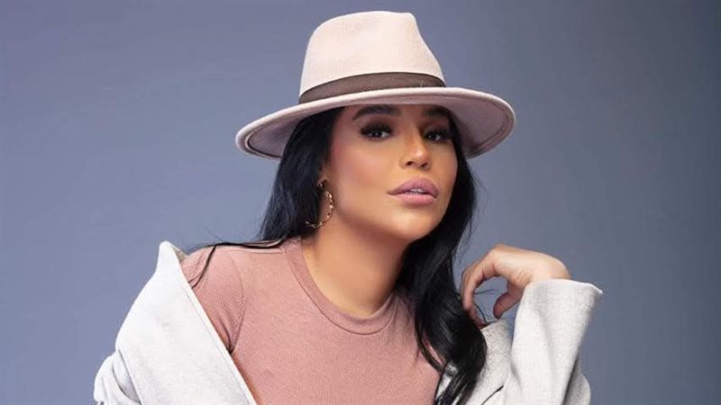 المطربة أمينة 