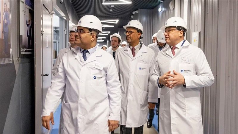 جانب من الزيارة