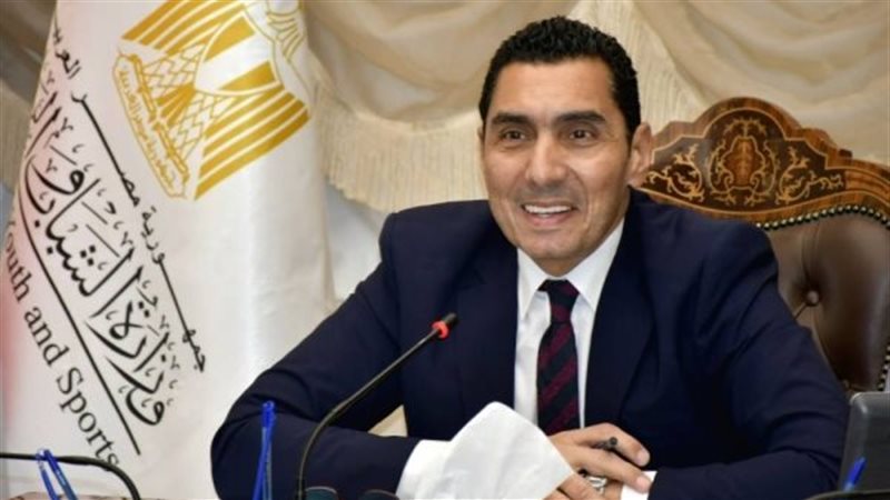 وزير الشباب والرياضة 