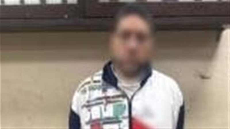 سائق نقل زكي يعتدي بالضرب على سيدة 