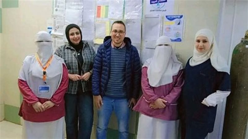 فريق طبي ينجح في إنقاذ رضيع من الموت