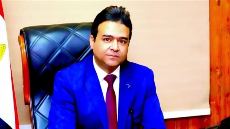 عمرو دويدار 