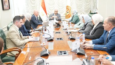 وزير العمل يناقش مع أروجلو التركية توسعات باستثمارات 800 مليون دولار في مصر