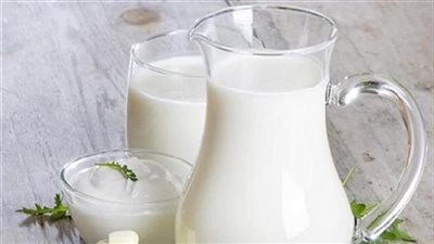 طريقة عمل اللبن الرائب في المنزل بسهولة..خطوات مضمونة وطعم أفضل من الجاهز