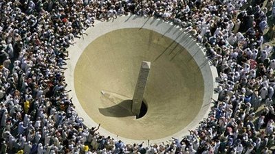 الأوقاف تكشف سر رمي الجمرات في الحج: شعيرة تاريخية