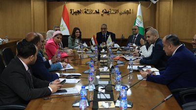 محافظ الجيزة يناقش 10 مطالب جماهيرية عاجلة مع نواب البرلمان والشيوخ