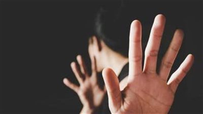 إحالة عامل للجنايات بتهمة التحرش بسائحتين داخل أسانسير فندق في وسط البلد