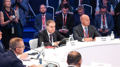 روساتوم تستعرض حلول الطاقة النووية العائمة بمنتدى سانت بطرسبرج 2026