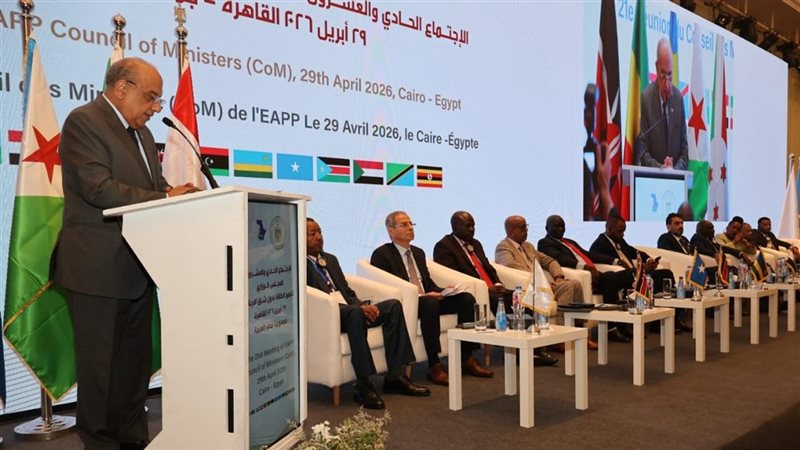 وزير الكهرباء خلال