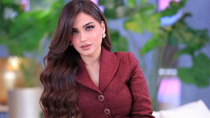 ياسمين عز تعتذر لنادي الزمالك 