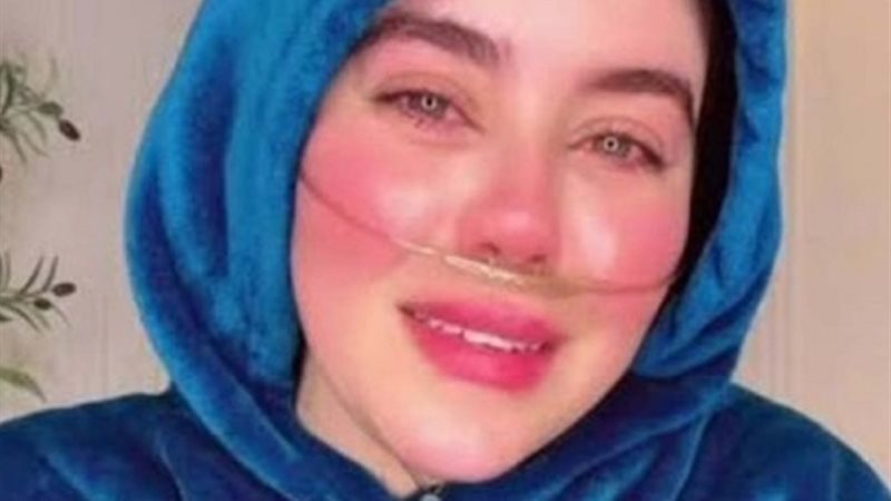 البلوجر دنيا فؤاد 