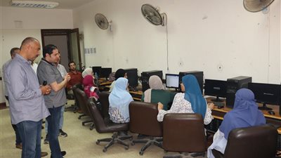 نائب محافظ بنى سويف يتفقد انتظام الدورات التدريبية للعاملين بالجهاز الإدارى بالمحافظة