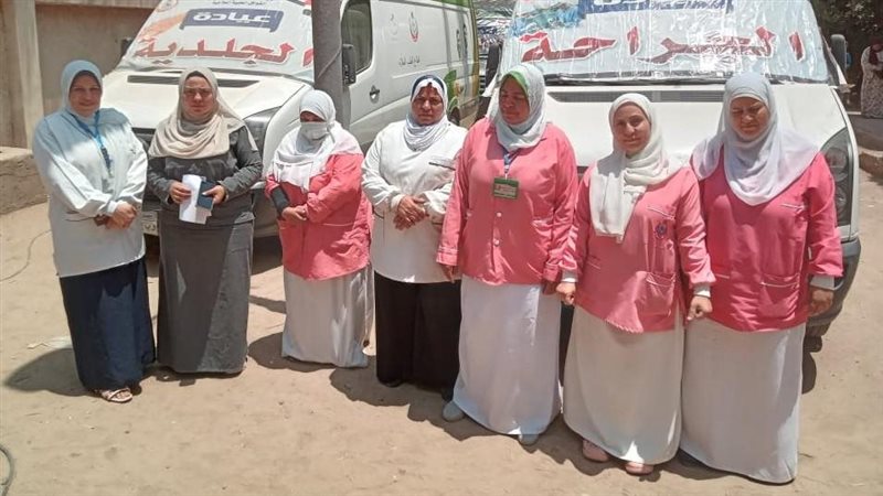 قافلة طبية مجانية بقرية صفط الشرقية ببنى سويف